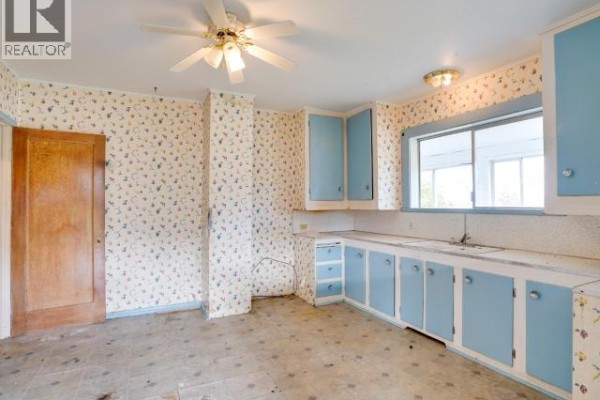 5358 Earl Street, Texada Island, BC, photo 3