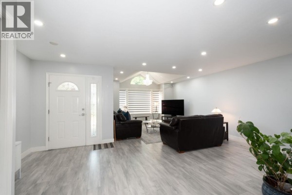 5358 Westminster Avenue, Delta, BC V4K2J2 Photo 4