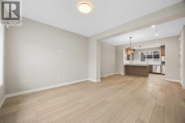 Kitchen - 536 Chelsea Gardens, Chestermere, AB T1X2V5 Photo 3