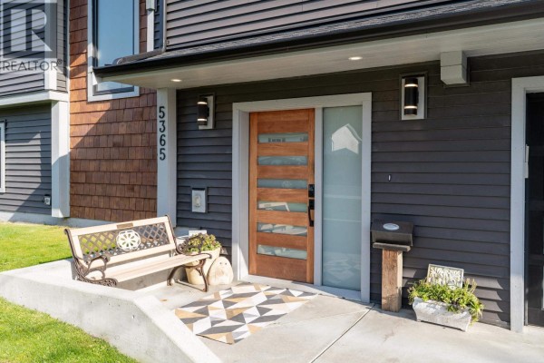 5365 Maple Crescent, Delta, BC V4K1G1 Photo 4