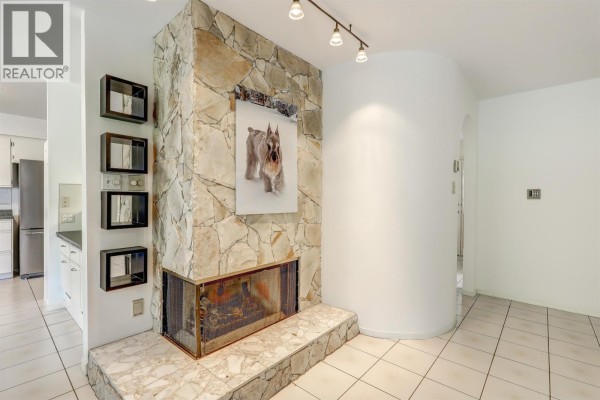 5367 Hazel Court, Delta, BC V4K4G9 Photo 5