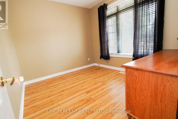 Bedroom 2 - 537 Fiddle Park Lane, Shelburne, ON L9W3B9 Photo 5