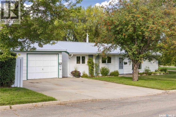 537 T Avenue S, Saskatoon