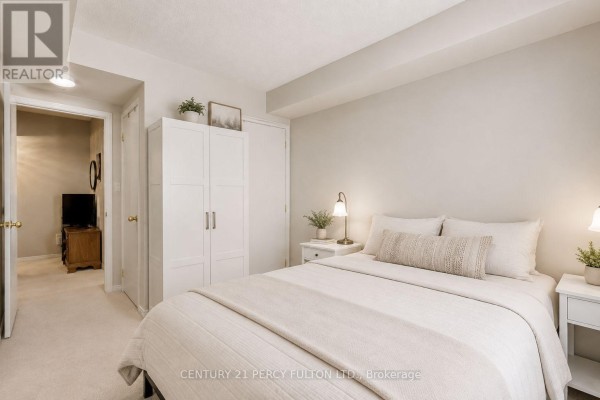 Kitchen - 538 - 3 Everson Drive, Toronto, ON M2N7C2 Photo 4