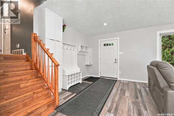 Kitchen - 538 Highlands Terrace, Saskatoon, SK S7H4Y6 Photo 3