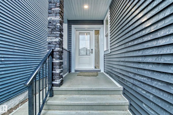 5380 Kimball Pl Sw, Edmonton, AB, photo 2