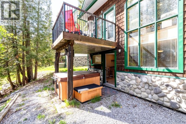 5pc Ensuite bath - 5388 Highline Drive Unit# 5, Fernie, BC V0B1M6 Photo 4