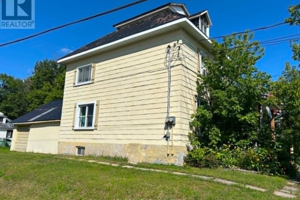 539 Mcgee Street, Pembroke, ON K8A6E3 Photo 4