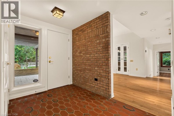 Recreation room - 539 Ontario Street, Ancaster, ON L9G3E1 Photo 4