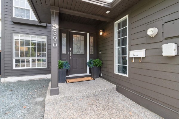 Kitchen - 5390 Westwood Drive, Promontory, Chilliwack, BC V2R5N9 Photo 2