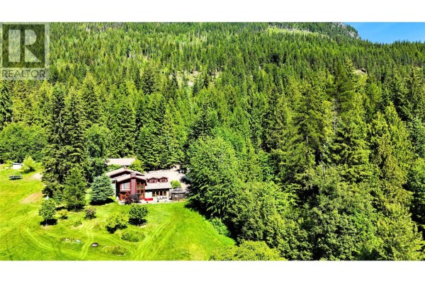 Mud room - 5392 Hwy 6 Highway Lot# 1, Burton, BC V0G1R0 Photo 5