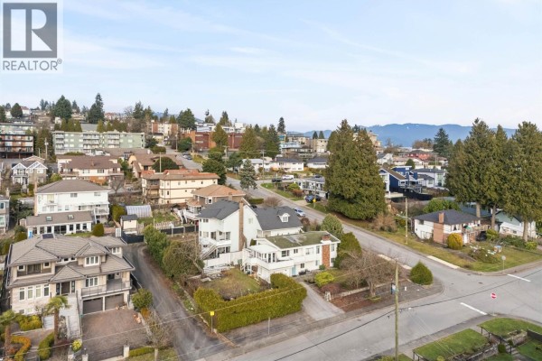 5395 Georgia Street, Burnaby, BC V5B1V3 Photo 5