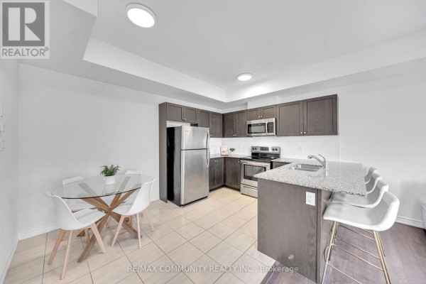 Kitchen - 1761 Rex Heath Drive, Pickering, ON L1X0E4 Photo 3