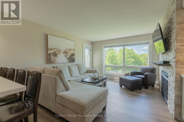 54 - 305 Deerhurst, Summit Lodge Drive, Huntsville, ON P1H2E8 Photo 5