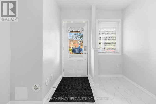 Primary Bedroom - 54 - 3050 Rotary Way, Burlington, ON L7M0G8 Photo 3