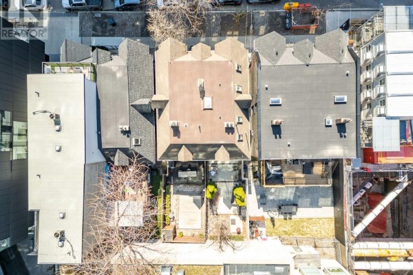 54 / 56 Stewart Street, Toronto, ON M5V1H6 Photo 4