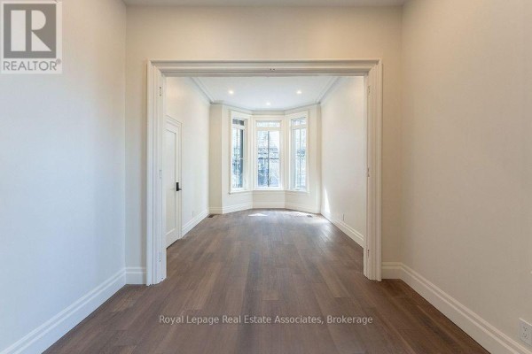 54 / 56 Stewart Street, Toronto, ON M5V1H6 Photo 5