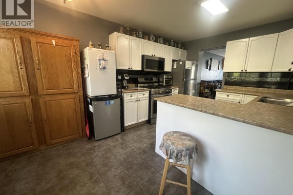 Primary Bedroom - 54 350 Pearkes Drive, Williams Lake, BC V2G4T2 Photo 5