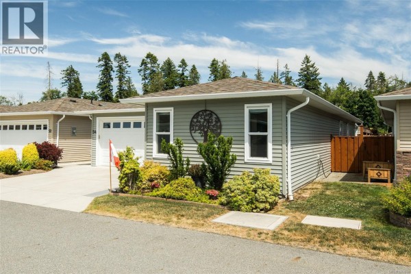 Kitchen - 54 7586 Tetayut Rd, Central Saanich, BC V8M0B4 Photo 4