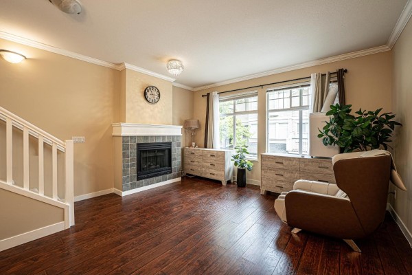 54 8383 159 Street, Surrey, BC V4N0W2 Photo 4