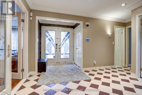 Foyer - 54 Airdrie Drive, Vaughan, ON L4L1C6 Photo 2