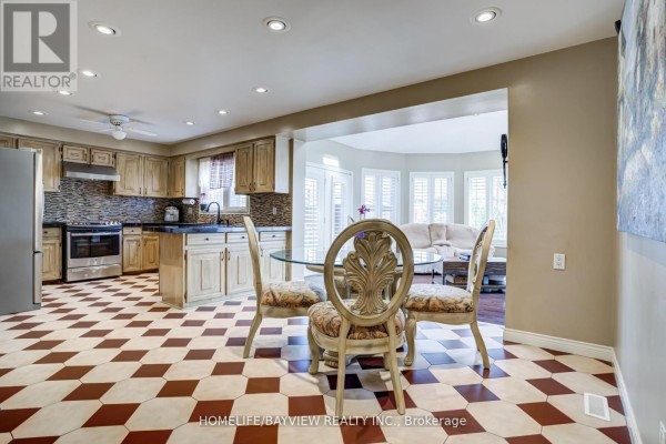Dining room - 54 Airdrie Drive, Vaughan, ON L4L1C6 Photo 5