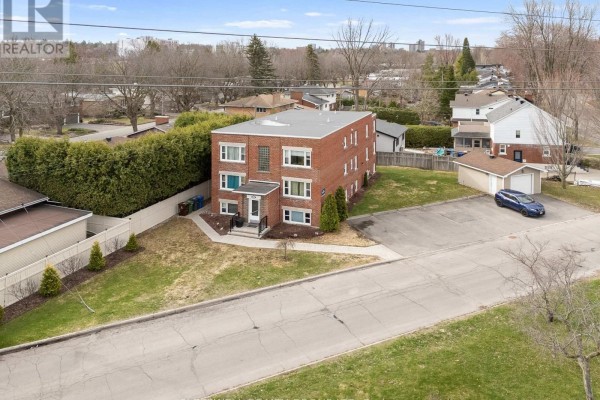 54 Centennial Boulevard, Ottawa, ON K1S0M9 Photo 2