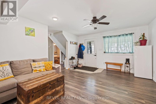 Den - 54 Chestnut Street E, St  Catharines, ON L2T1H1 Photo 5