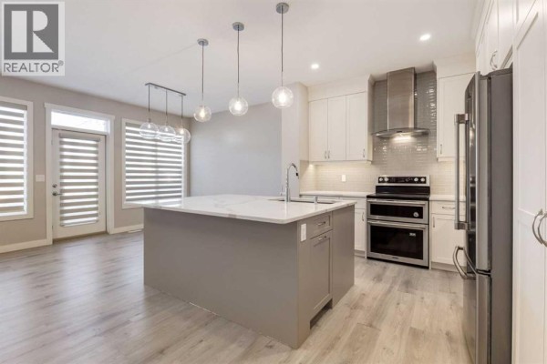 3pc Bathroom - 54 Creekstone Square Sw, Calgary, AB T2X4P6 Photo 2
