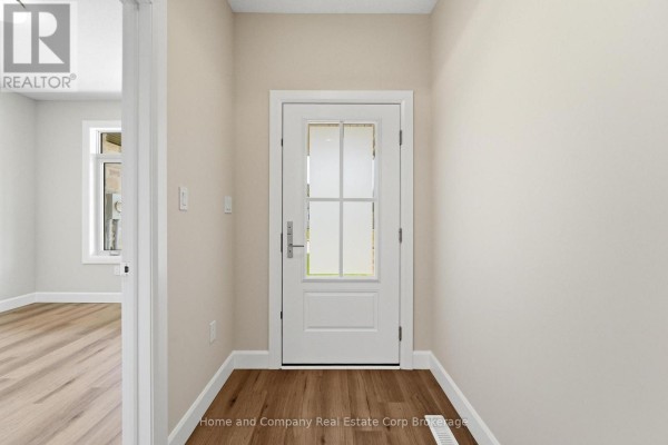 54 Deer Ridge Lane, Bluewater, ON, photo 3