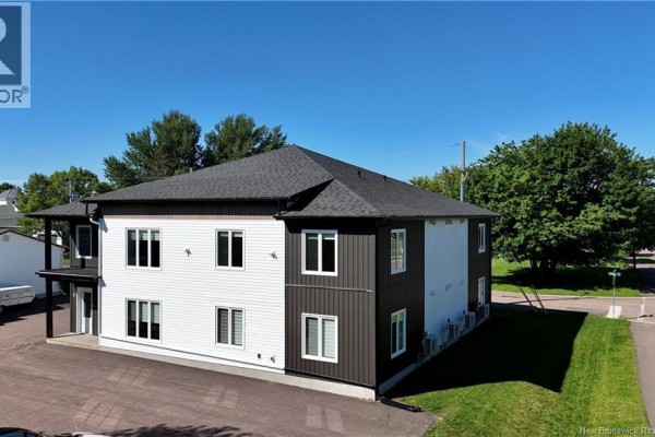 54 Donald Street, Shediac, NB E4P1P8 Photo 3