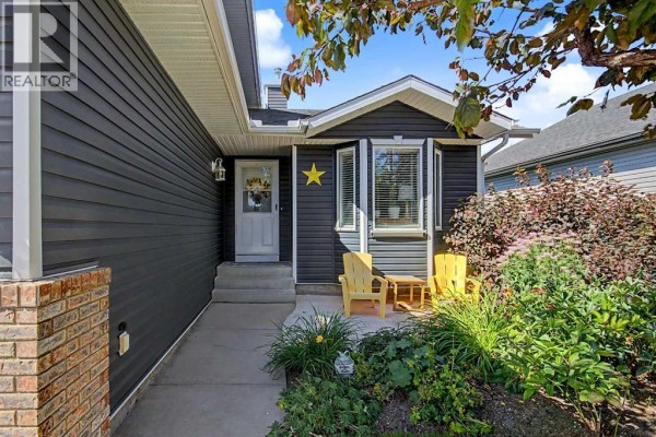 54 Edendale Crescent Se, Airdrie, AB, photo 2