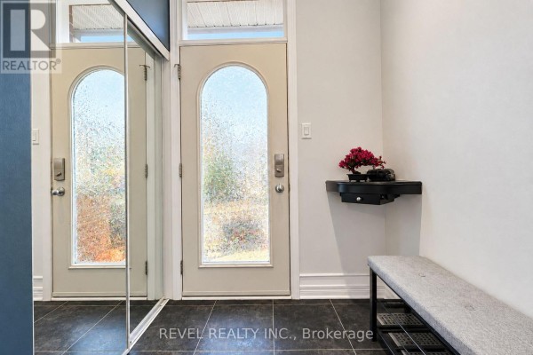Foyer - 54 Encore Private, Ottawa, ON K2E0A2 Photo 3