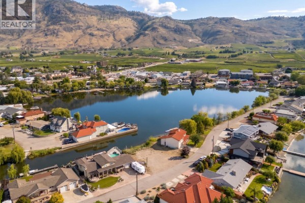 54 Harbour Key Drive, Osoyoos, BC, photo 3