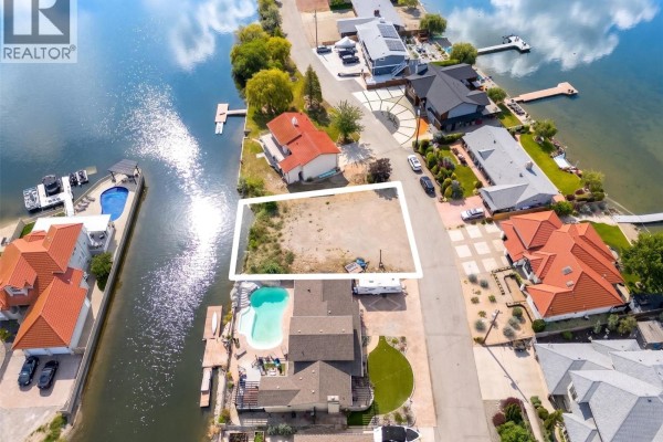 54 Harbour Key Drive, Osoyoos, BC V0H1V3 Photo 4