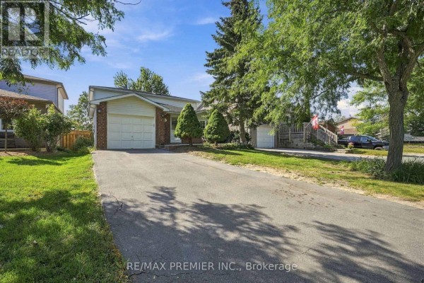 Kitchen - 54 Hersey Crescent N, Barrie, ON L4N8R2 Photo 2