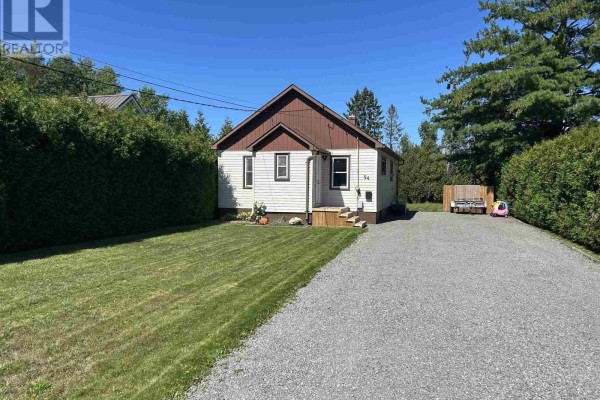 54 Killarney Rd, Sault Ste  Marie, ON, photo 2