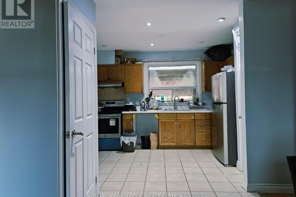 Bedroom - 54 Medina Crescent, Toronto, ON M1K4B7 Photo 4