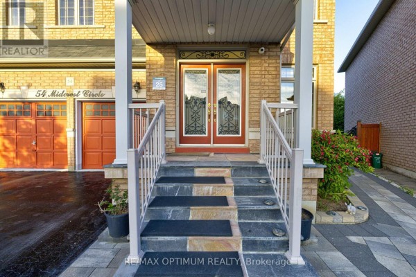 54 Midcrest Circle, Brampton, ON, photo 3