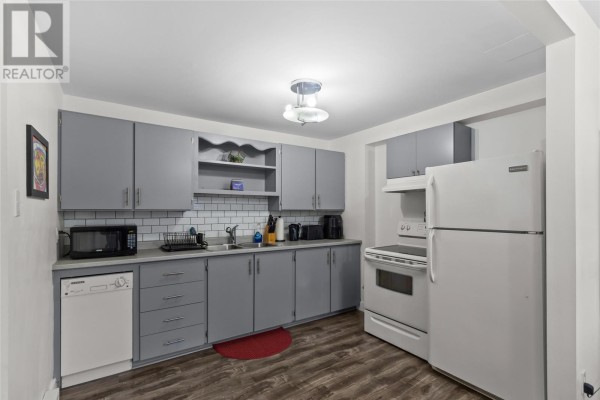 54 Nash Crescent, Mount Pearl, NL, photo 2