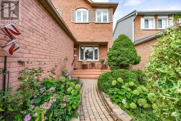 54 Niagara Place, Brampton, ON, photo 3