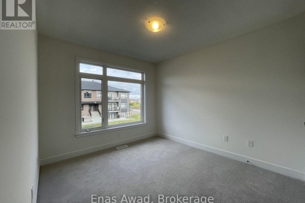 54 Overberg Way, Ottawa, ON K2S2S9 Photo 5