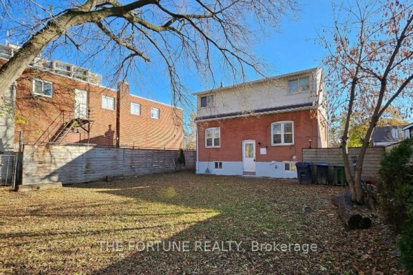 54 Patika Avenue, Toronto, ON M9N2E9 Photo 3