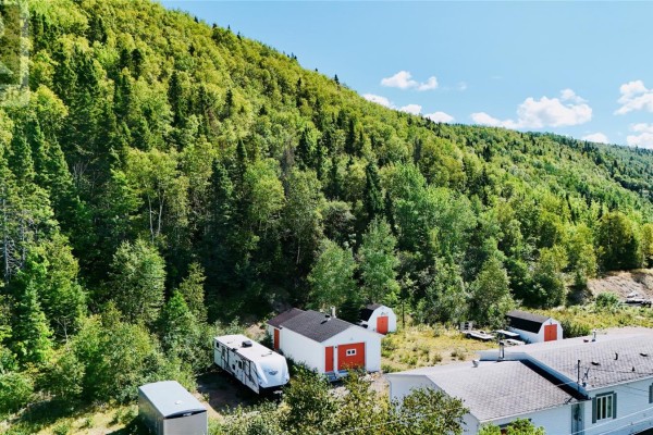 Bath (# pieces 1-6) - 54 Premier Drive, South Brook, NL A0J1S0 Photo 4