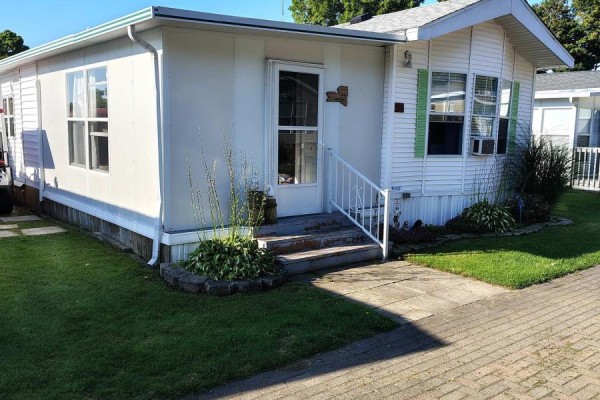54 Quarry View Village, Port Colborne, ON L0S1R0 Photo 5