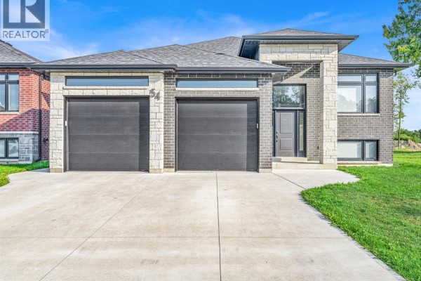 3pc Ensuite bath - 54 Redwood, Cottam, ON N0R1B0 Photo 2