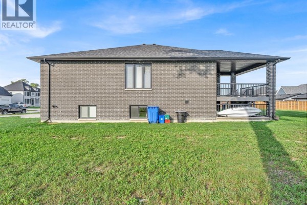 Laundry room - 54 Redwood, Cottam, ON N0R1B0 Photo 5