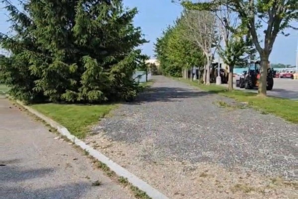 54 Siemens Drive, Chatham Kent, ON N7M6M5 Photo 2