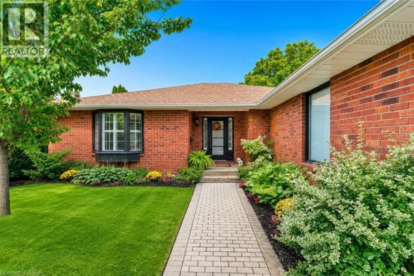 54 The Promenade Street, Niagara On The Lake, ON, photo 2