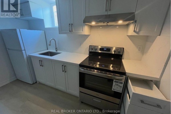 54 Tiffany Crescent, Markham, ON L3R3V1 Photo 4